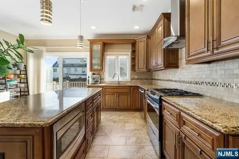1156 15th Street Fort Lee NJ 07024