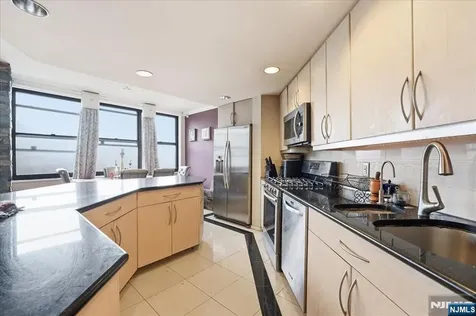 7004 Boulevard East Guttenberg NJ 07093