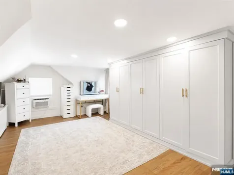 19 Long Avenue Mahwah NJ 07430