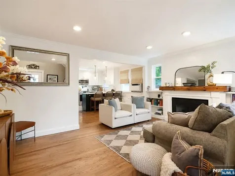 19 Long Avenue Mahwah NJ 07430
