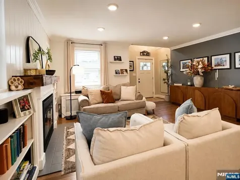 19 Long Avenue Mahwah NJ 07430