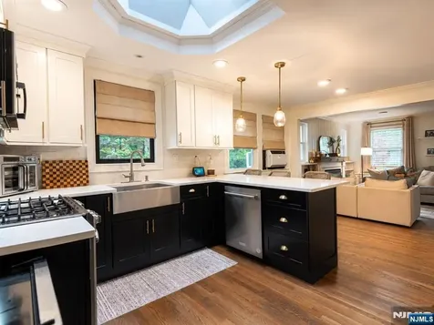 19 Long Avenue Mahwah NJ 07430
