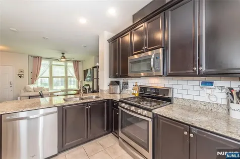 114 Wesmont Drive Wood Ridge NJ 07075
