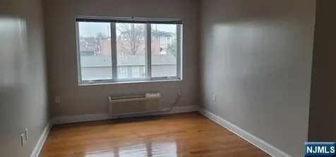 411 E Brinkerhoff Avenue Palisades Park NJ 07650