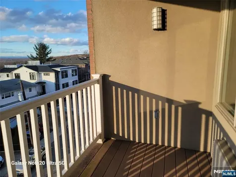 411 E Brinkerhoff Avenue Palisades Park NJ 07650
