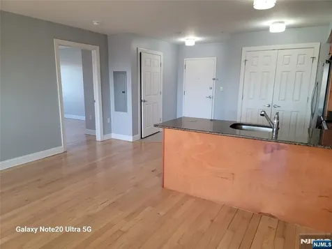 411 E Brinkerhoff Avenue Palisades Park NJ 07650