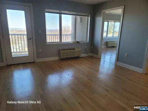 411 E Brinkerhoff Avenue Palisades Park NJ 07650
