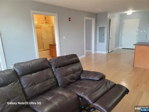 411 E Brinkerhoff Avenue Palisades Park NJ 07650