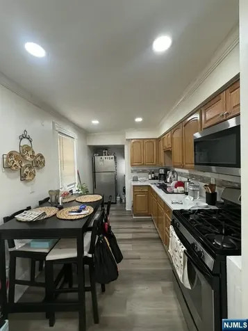 41 Outlook Avenue Hawthorne NJ 07506