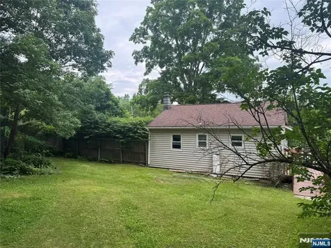 9 Camille Drive Jefferson Township NJ 07849
