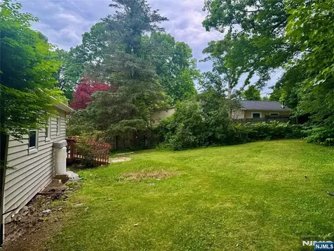 9 Camille Drive Jefferson Township NJ 07849
