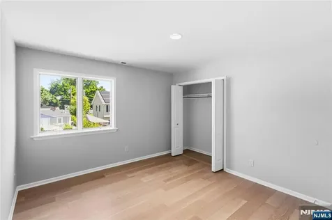 131 Haase Avenue Paramus NJ 07652
