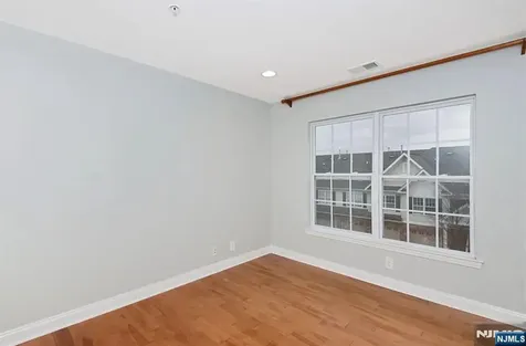 187 Blue Heron Drive Secaucus NJ 07094