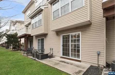 187 Blue Heron Drive Secaucus NJ 07094