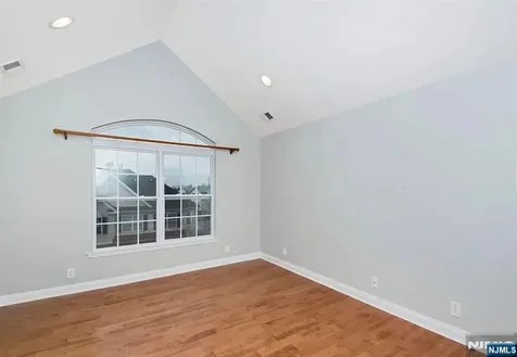 187 Blue Heron Drive Secaucus NJ 07094