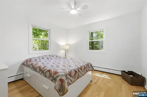 9 Juniper Trail Kinnelon Borough NJ 07405