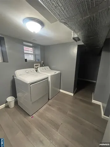 27 Richelieu Terrace Newark NJ 07106