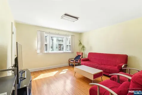 164 Hopkins Avenue Jersey City NJ 07306