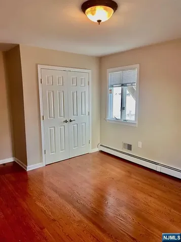 25 Dell Glen Avenue Lodi NJ 07644