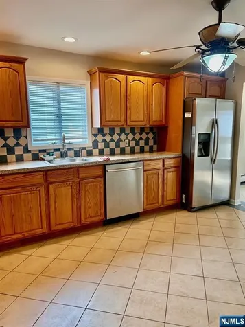 25 Dell Glen Avenue Lodi NJ 07644