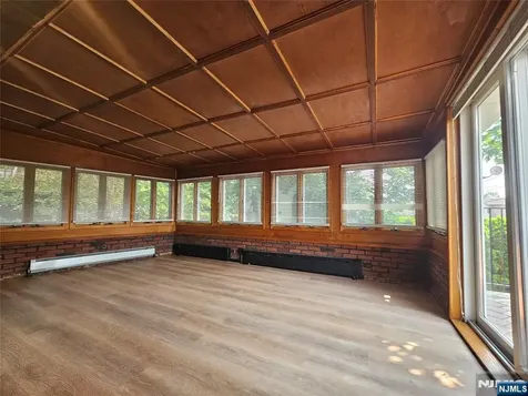 166 Morningside Lane Palisades Park NJ 07650