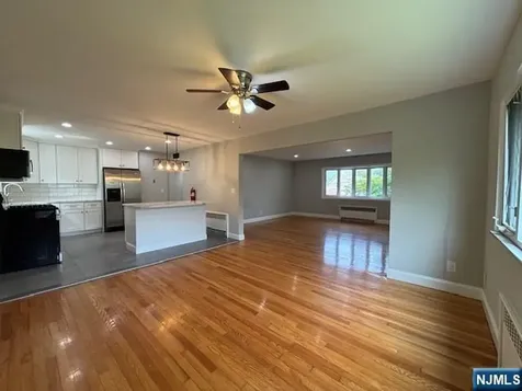 166 Morningside Lane Palisades Park NJ 07650