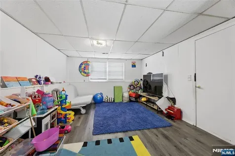 195 4th Street Cresskill NJ 07626