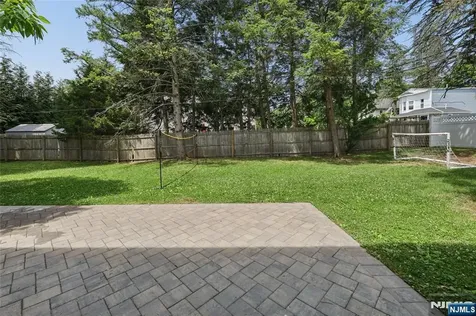 195 4th Street Cresskill NJ 07626