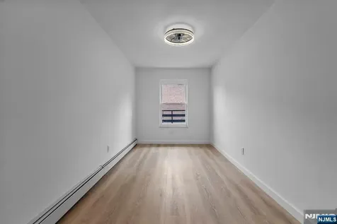 313 Grantwood Boulevard Palisades Park NJ 07650