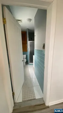 52 14th Avenue Elmwood Park NJ 07407