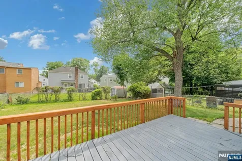 12 Lerome Place Teaneck NJ 07666