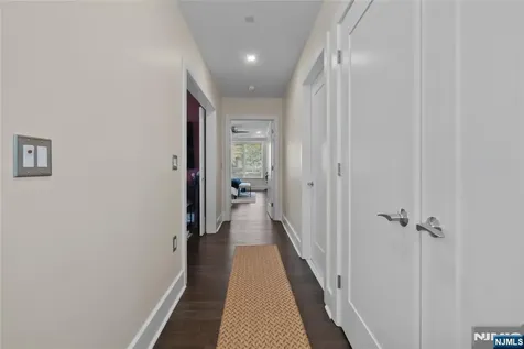 250 Henley Place Weehawken NJ 07086