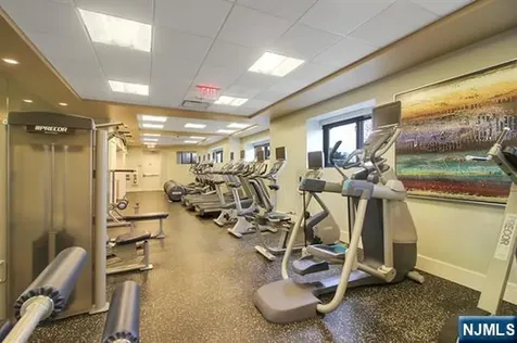 250 Henley Place Weehawken NJ 07086