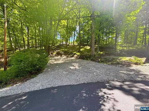 76 Statesville Quarry Road Lafayette NJ 07848