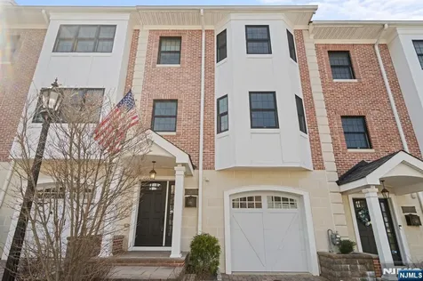 4 Central Avenue Caldwell NJ 07006