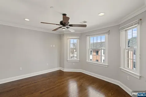 4 Central Avenue Caldwell NJ 07006