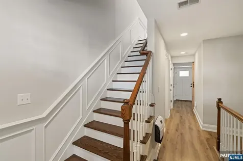 4 Central Avenue Caldwell NJ 07006