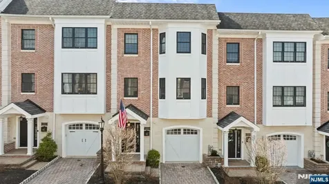 4 Central Avenue Caldwell NJ 07006