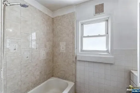 6112 Washington Street West New York NJ 07093