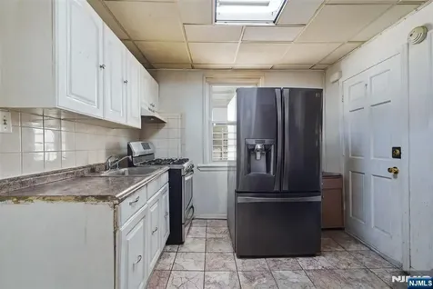 6112 Washington Street West New York NJ 07093