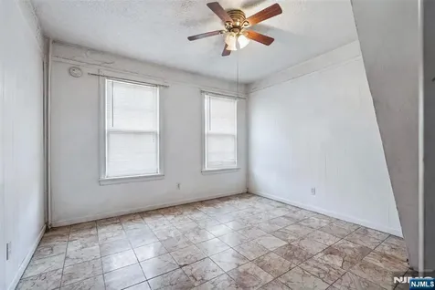 6112 Washington Street West New York NJ 07093