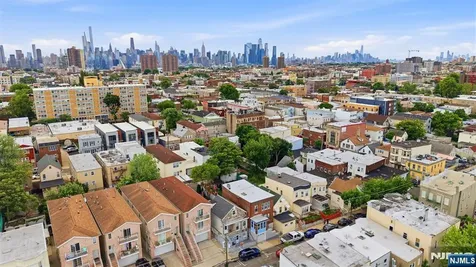 6112 Washington Street West New York NJ 07093