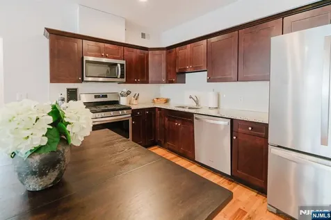 599 Franklin Avenue Nutley NJ 07110
