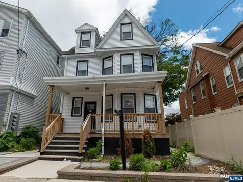 32 Palm Street Newark NJ 07106