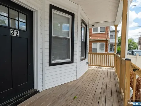 32 Palm Street Newark NJ 07106
