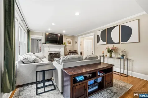 108 Rock Road Glen Rock NJ 07452