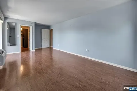 300 Main Little Falls NJ 07424
