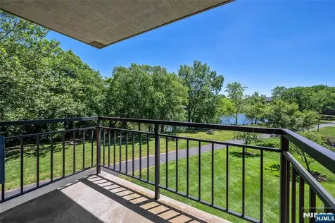 300 Main Little Falls NJ 07424
