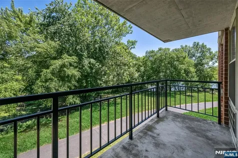 300 Main Little Falls NJ 07424