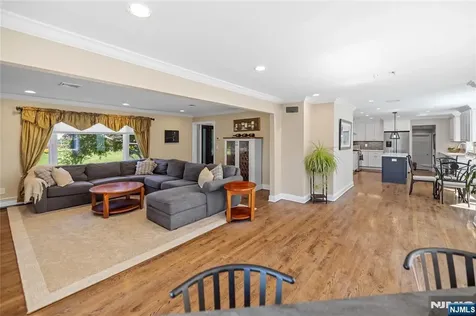 40 Mountainview Terrace Hillsdale NJ 07642